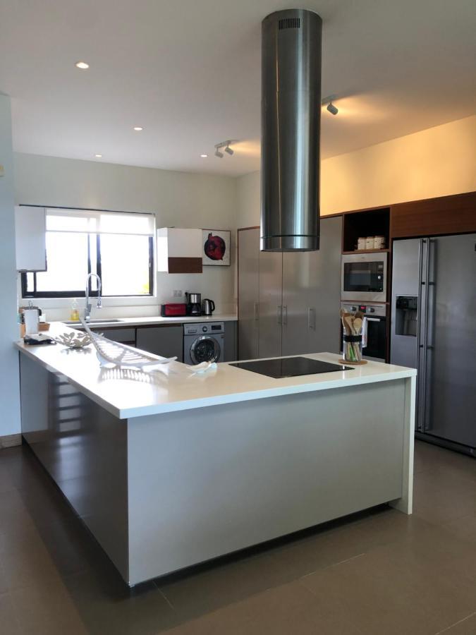 Penthouse 3 Chambres Vue Lagon Imprenable Calodyne Bagian luar foto